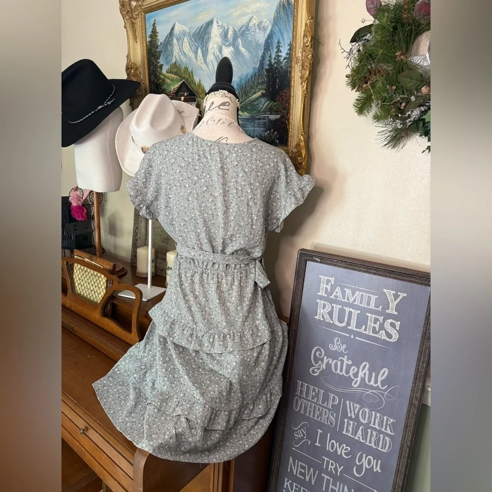 Blue Floral Flutter Sleeve V-Neck Midi Sundress NWOT